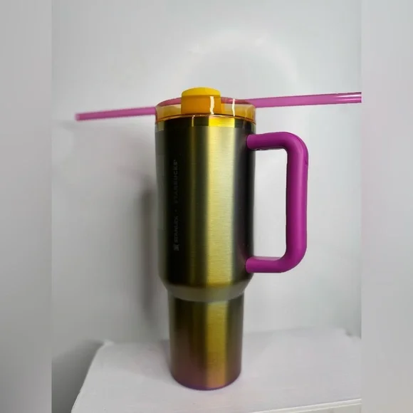 STARBUCK X STANLEY Limited edition Summer 2024 - 40 oz Tumbler Purple Go… - Picture 12 of 12